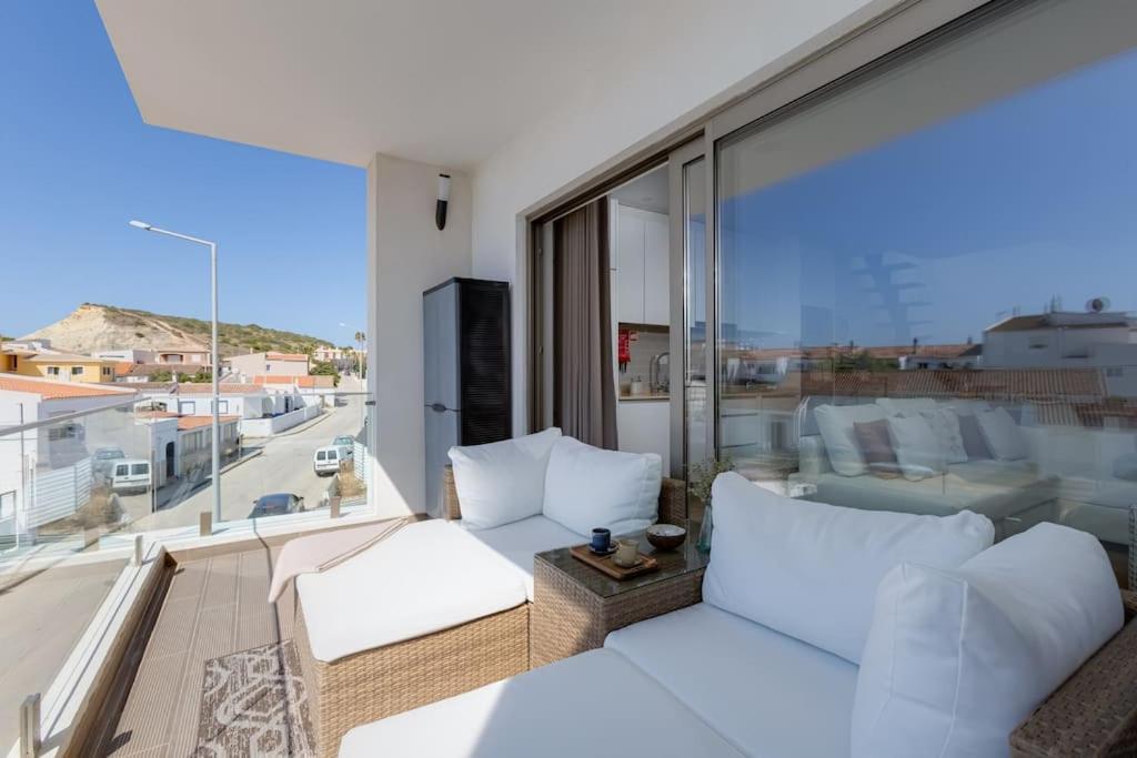 Burgau Village And Sea Bagian luar foto